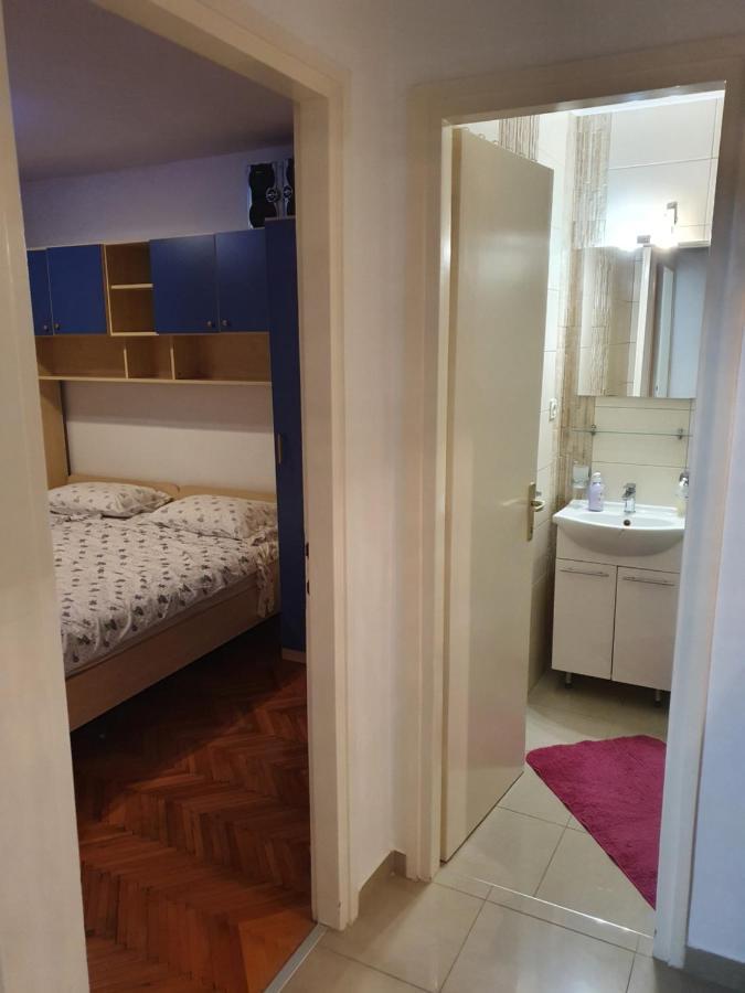 Apartman Noa Книн Экстерьер фото