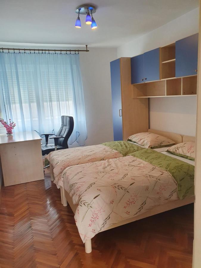 Apartman Noa Книн Экстерьер фото