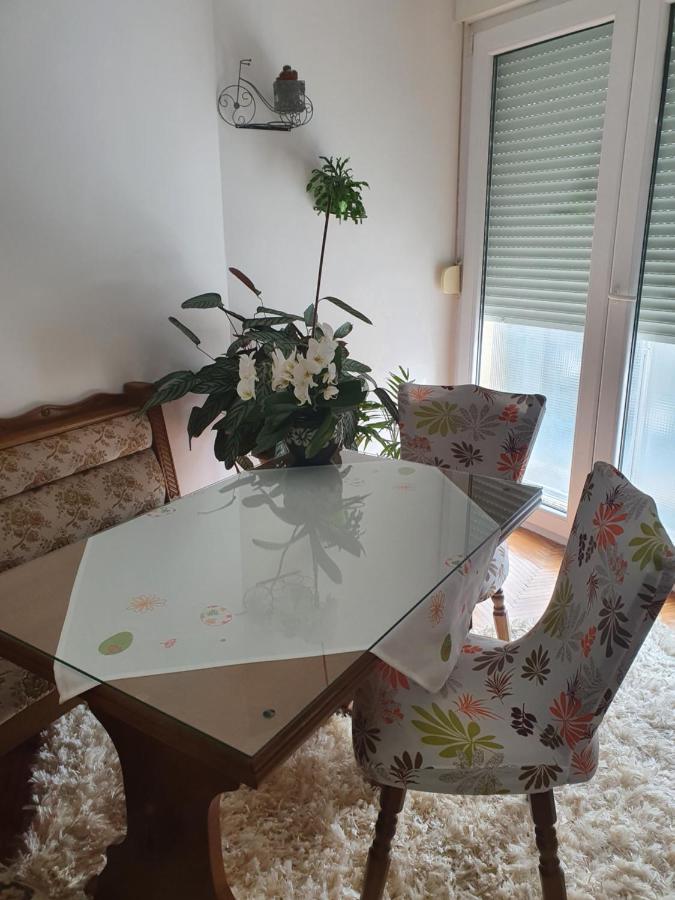 Apartman Noa Книн Экстерьер фото
